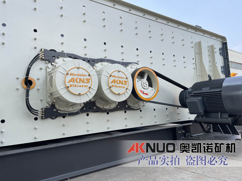 礦用蜜桃又粗又爽成人WWW网站